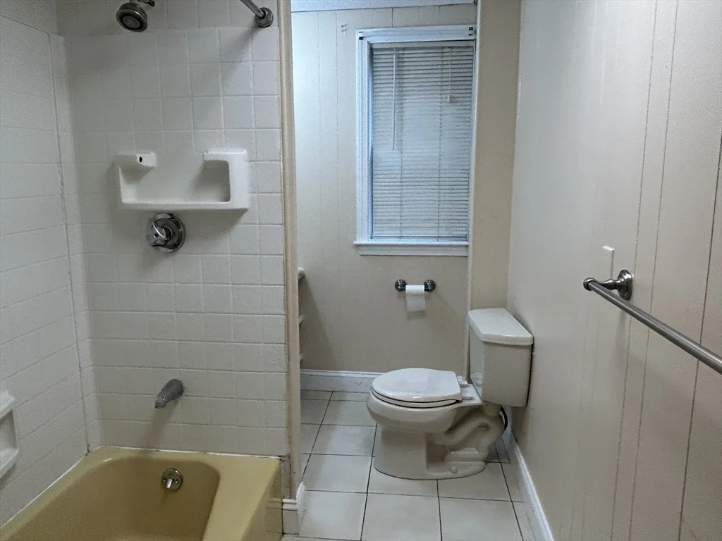 125 Spring St, Medford