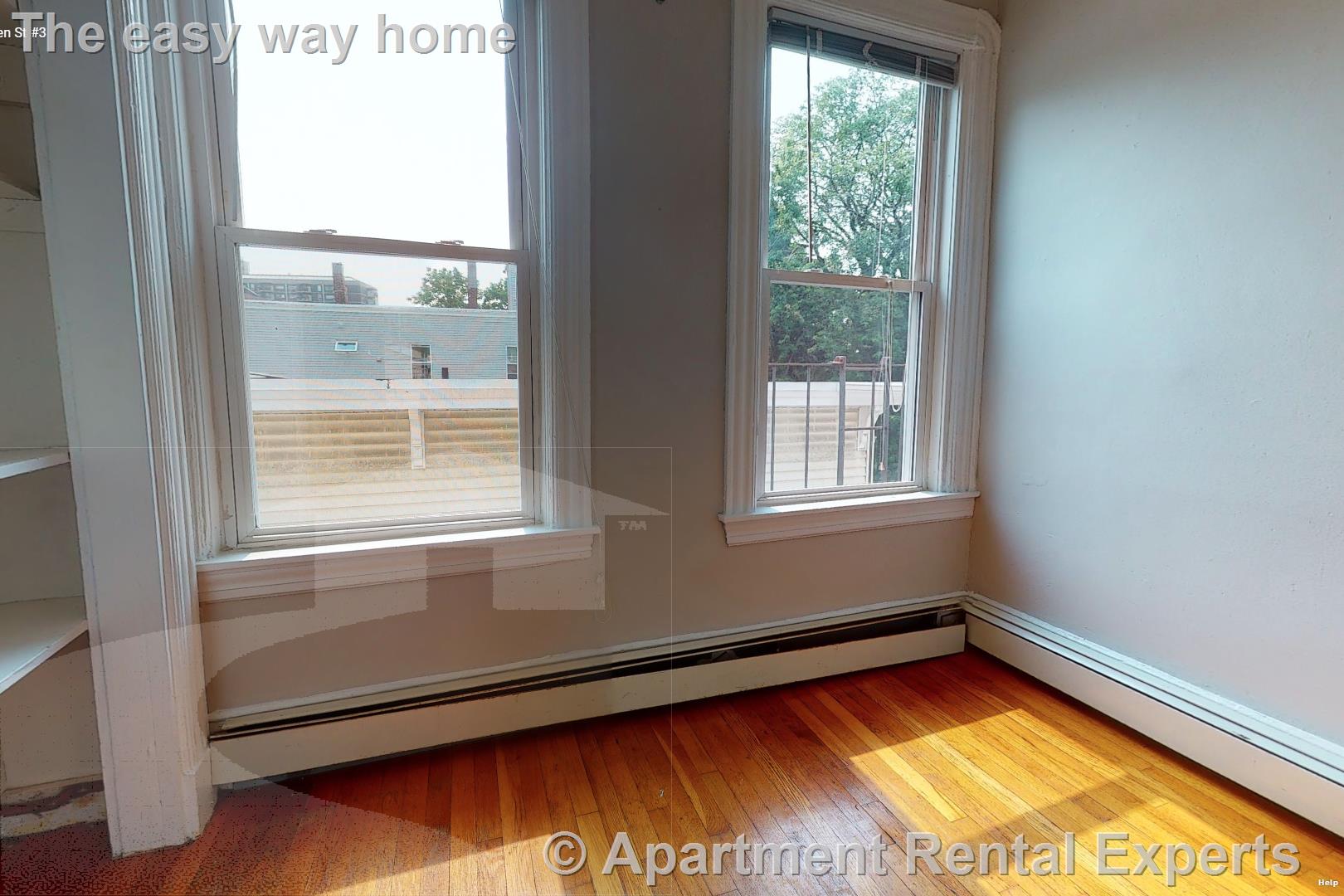 568 Green St, Central Square