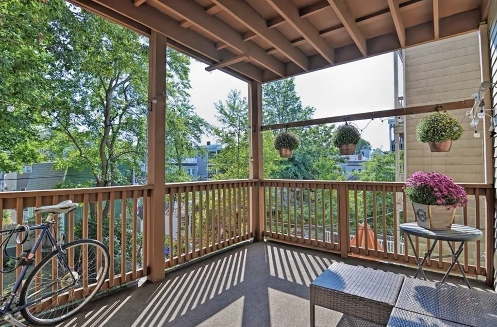 651 East 6th St, South Boston