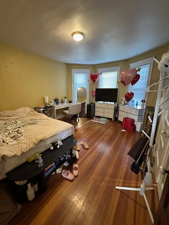 6 Elm, Emerson Gardens