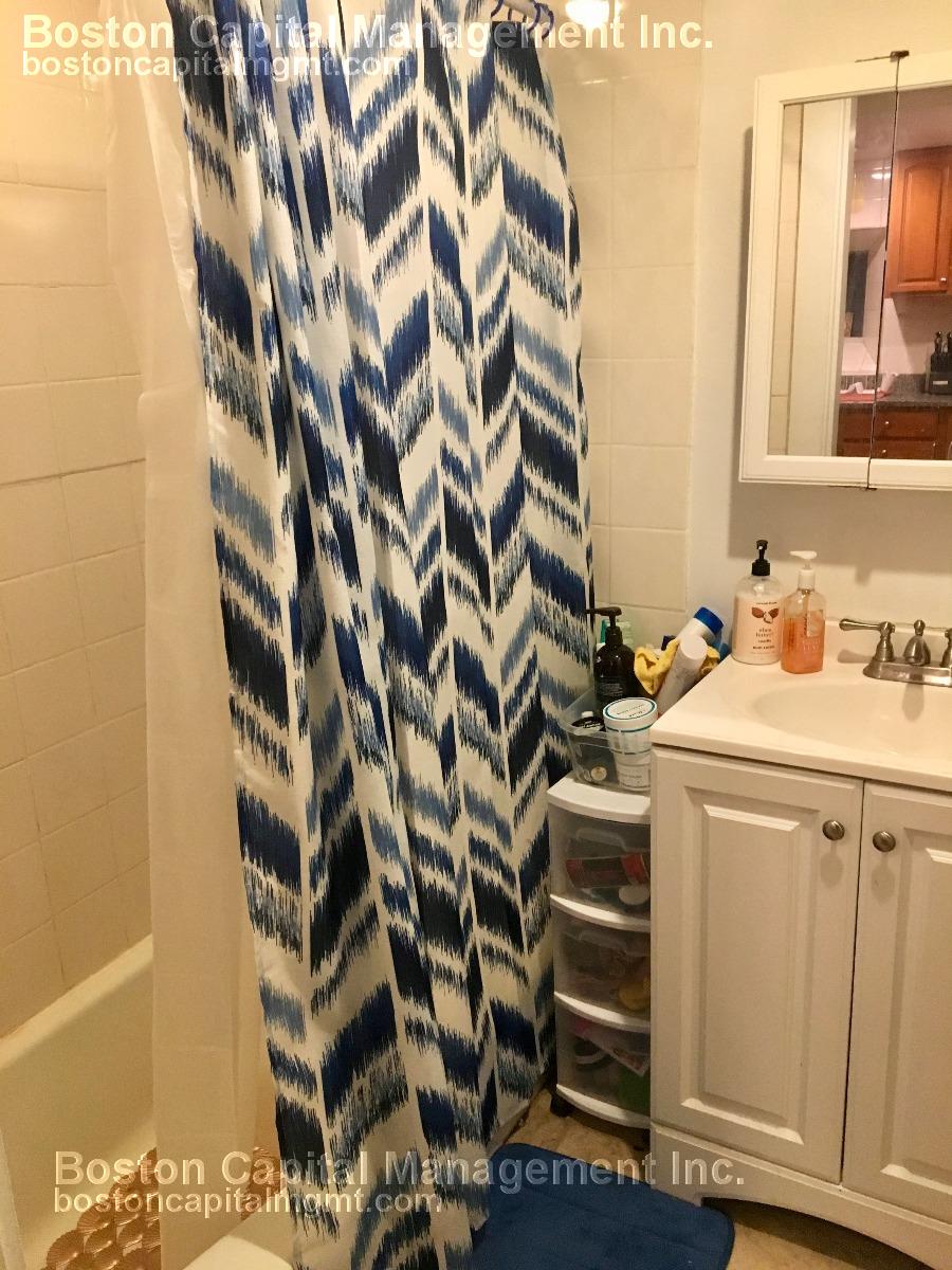 42 Sewall St, Winter Hill