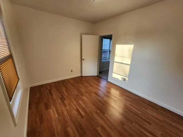 74 Fulton St, Fall River