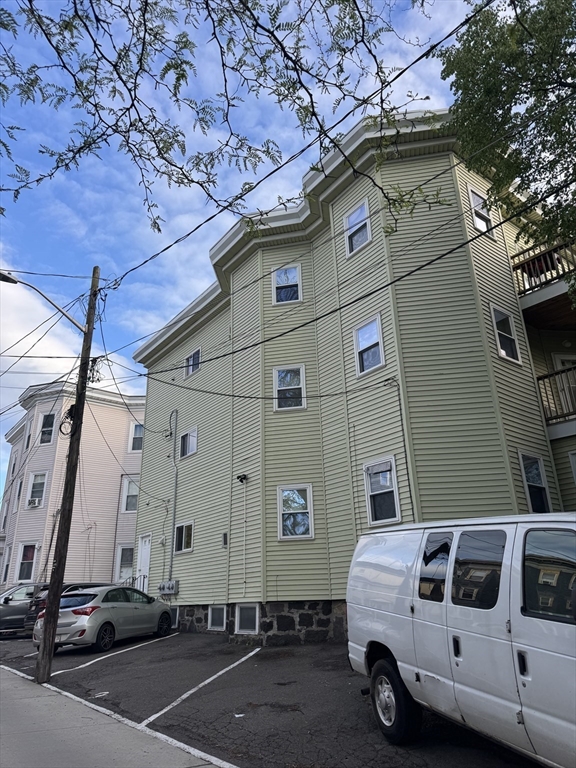 37 Fairmont St, Malden