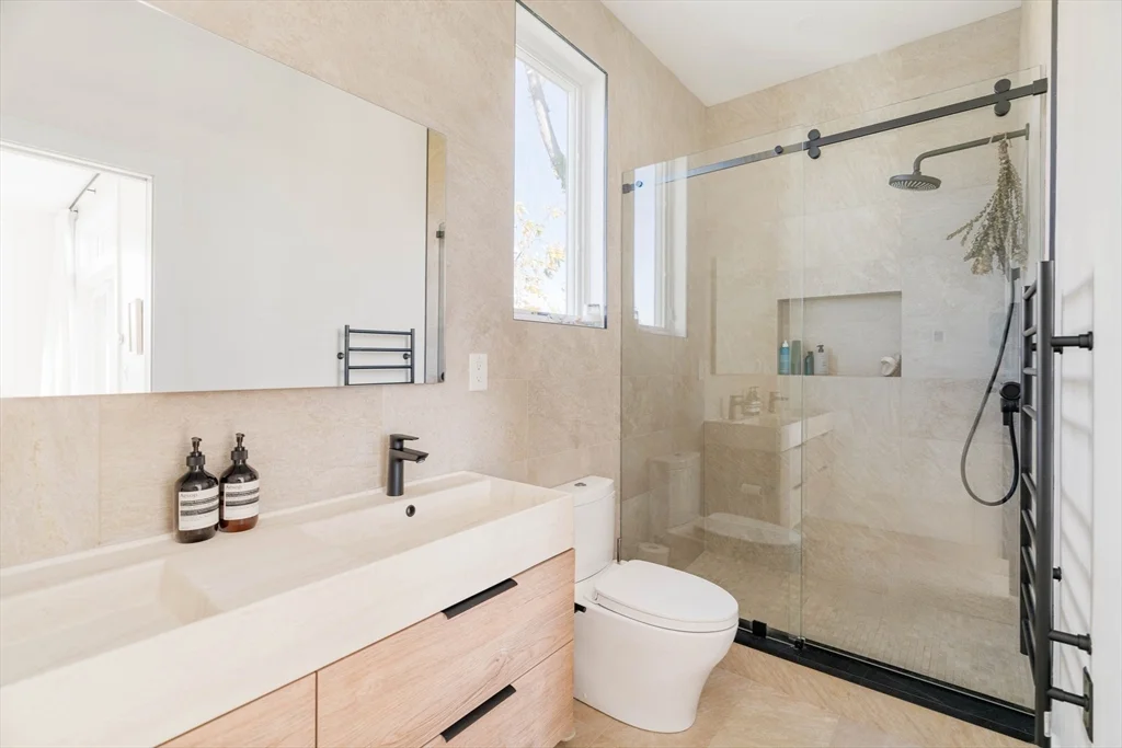 205 Pearl St, Cambridgeport