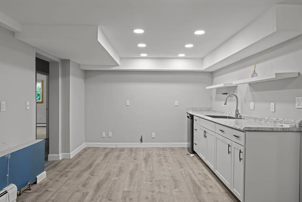 330 Swains Pond Ave, Melrose