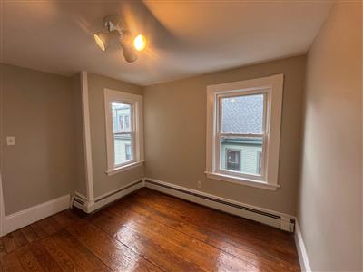 28 Francesca Ave, Powder House Square