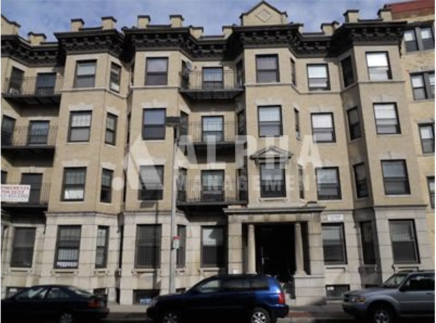 136 Hemenway St, Fenway