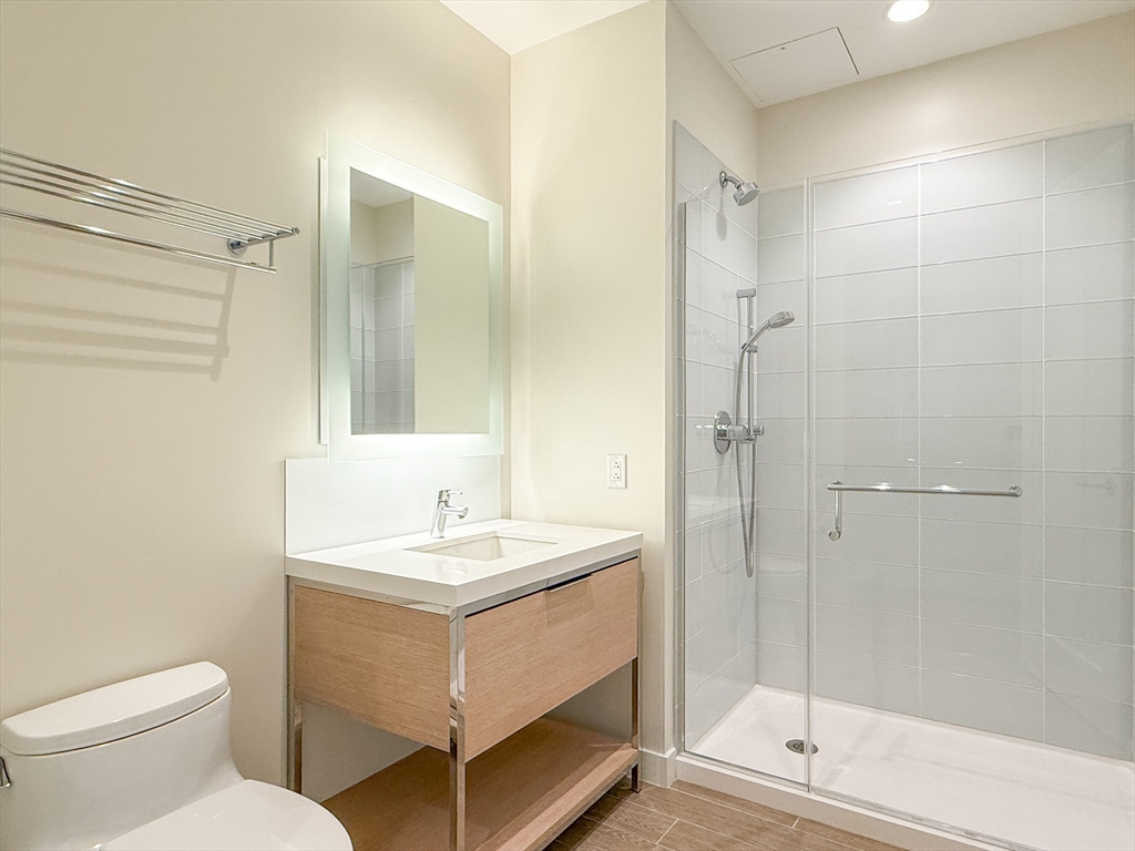 188 Brookline Ave, Fenway