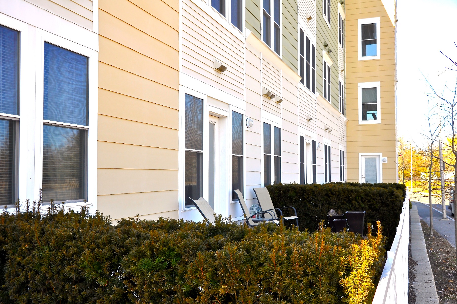 87 New St, Neighborhood Nine