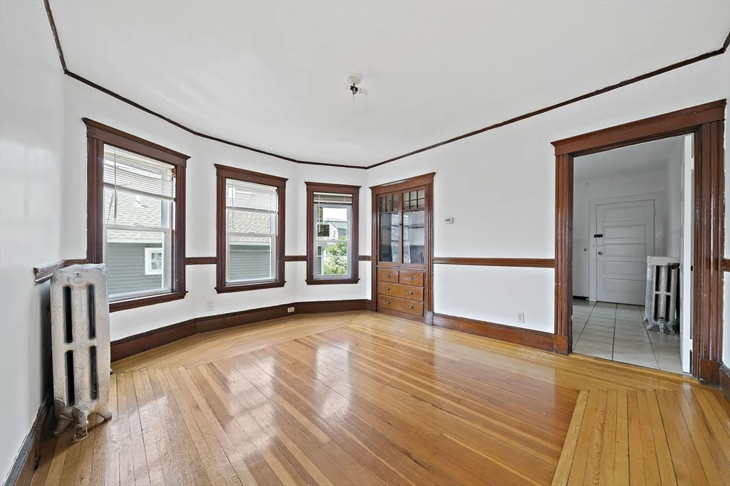 14 Stuart St, Everett