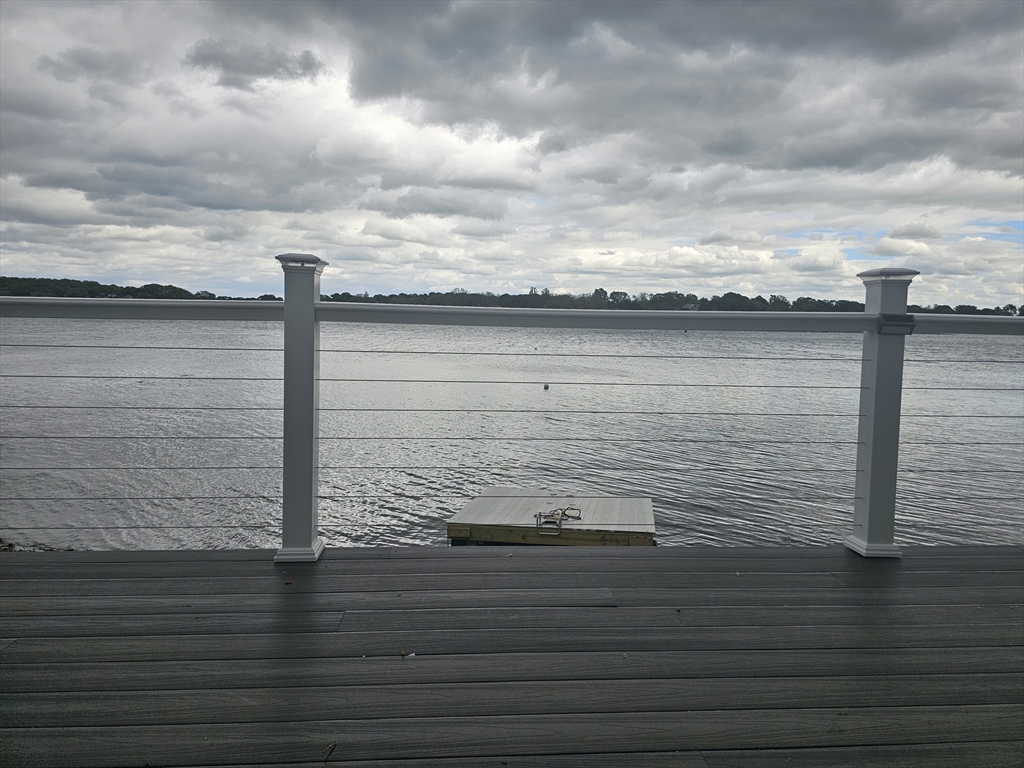 2 Saint Germain, Quincy