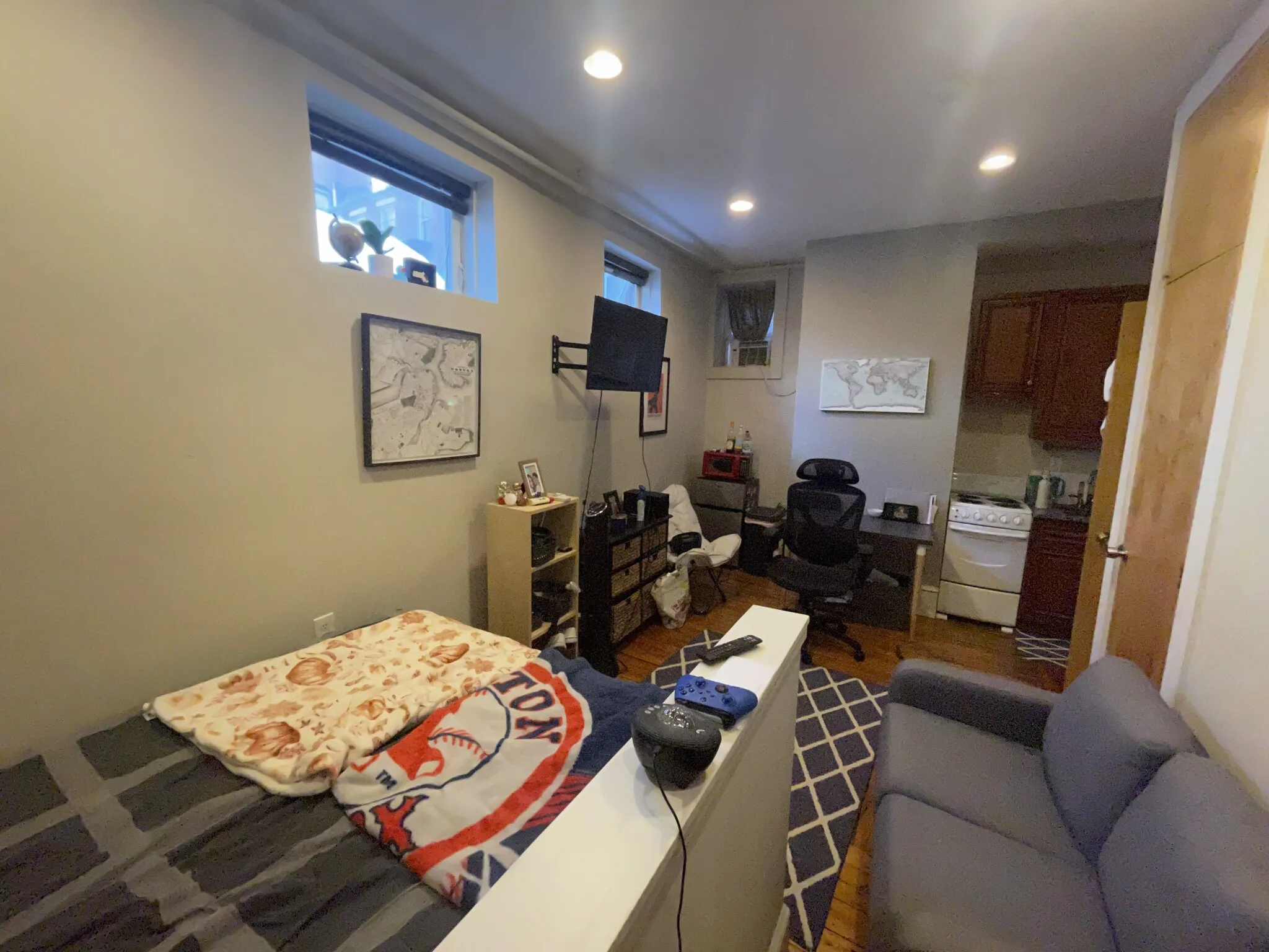 435 Hanover St, North End