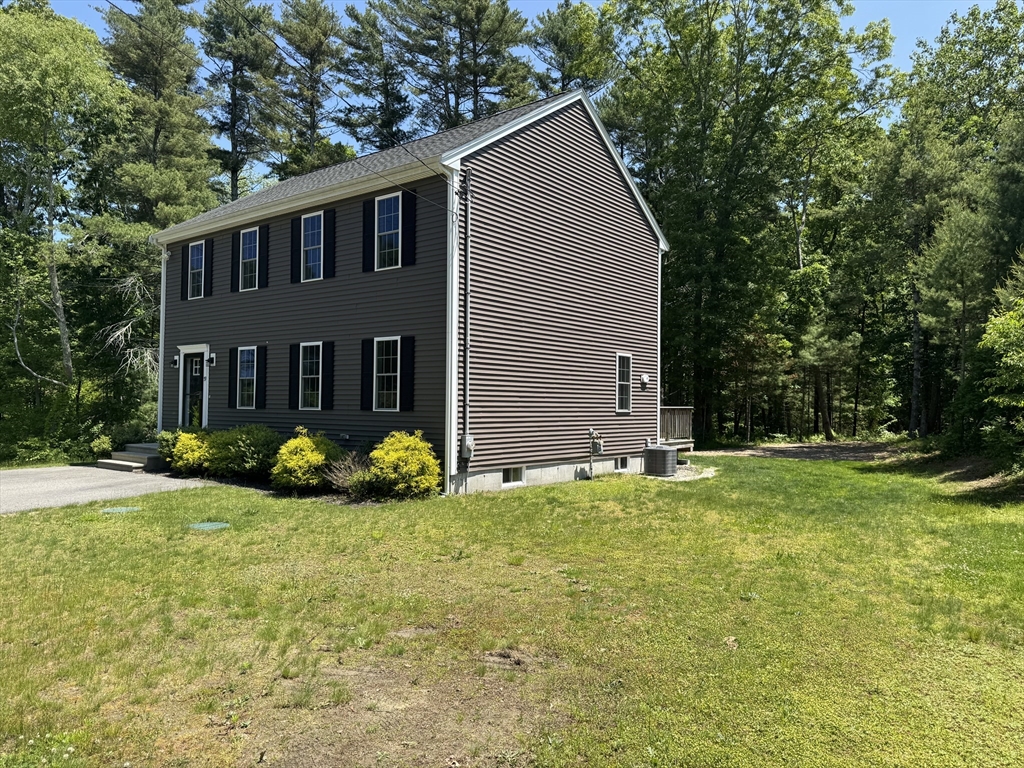 59 Wenham Rd, Carver