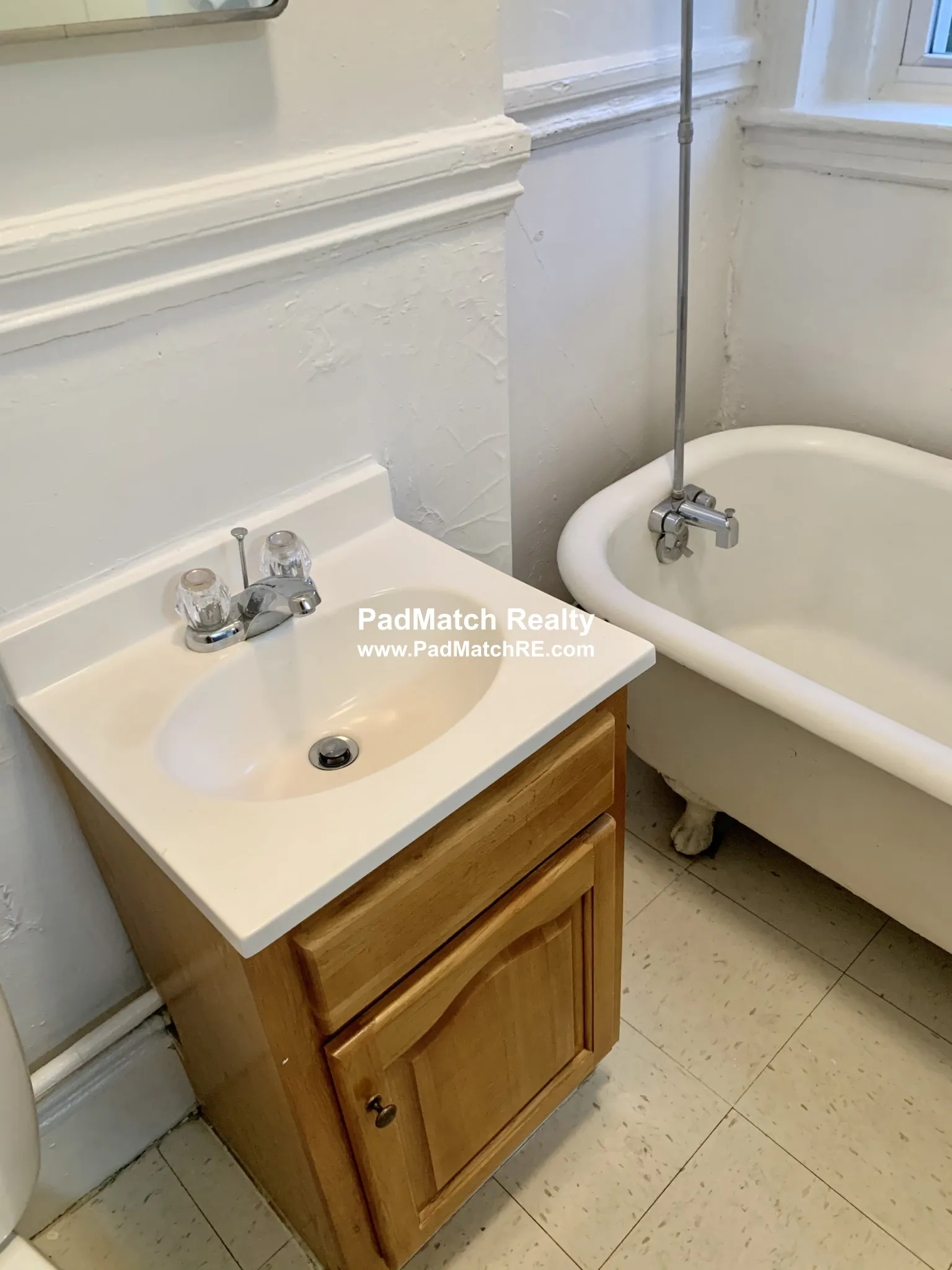 1334 Commonwealth Ave, Allston