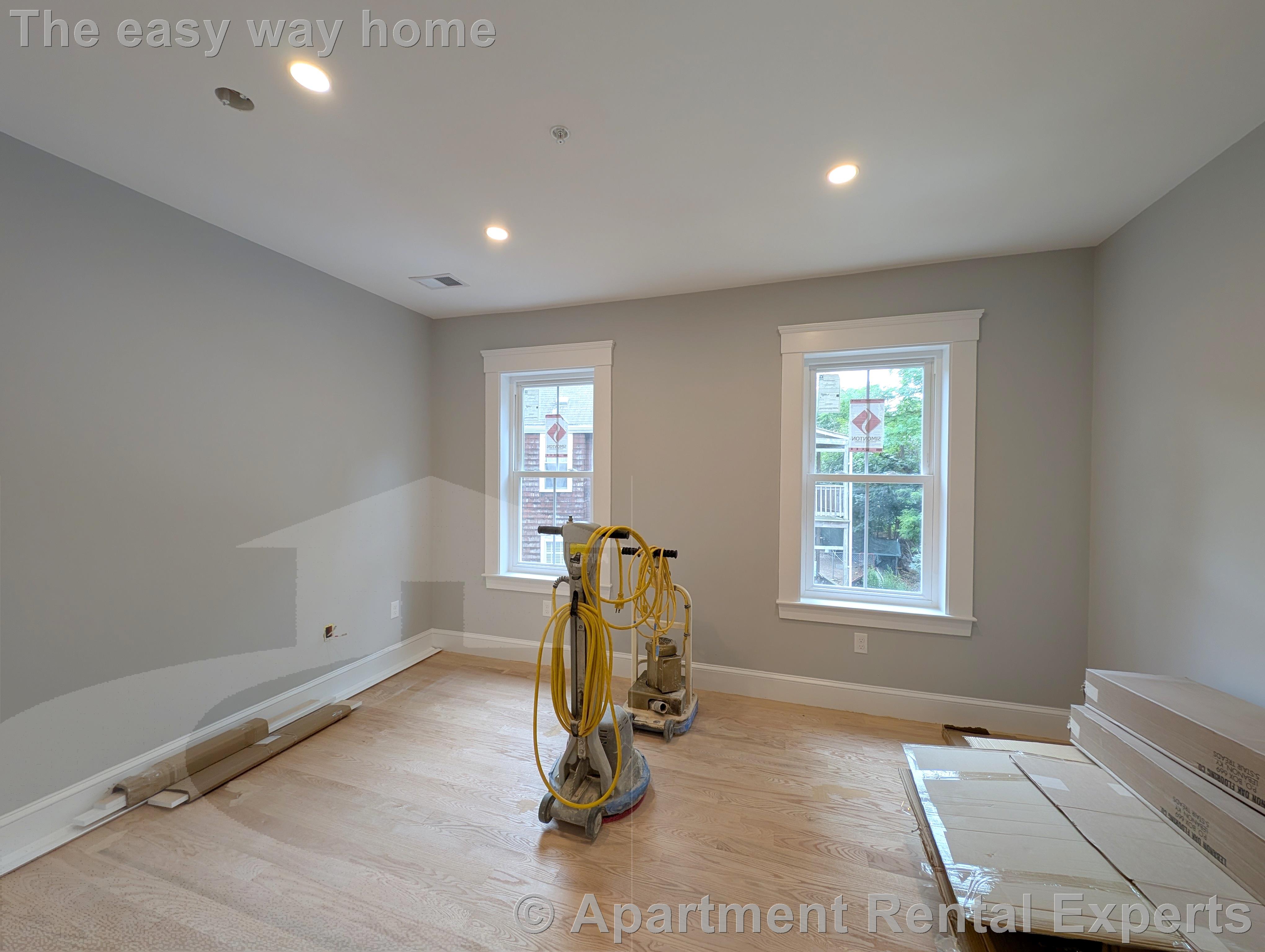 86 Orchard St, Tufts