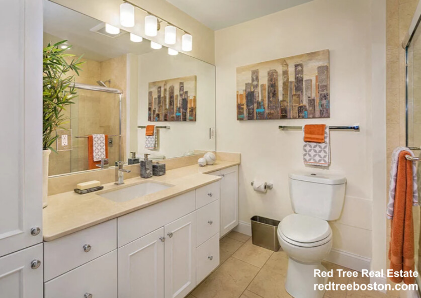 1443 Beacon St, Griggs Park