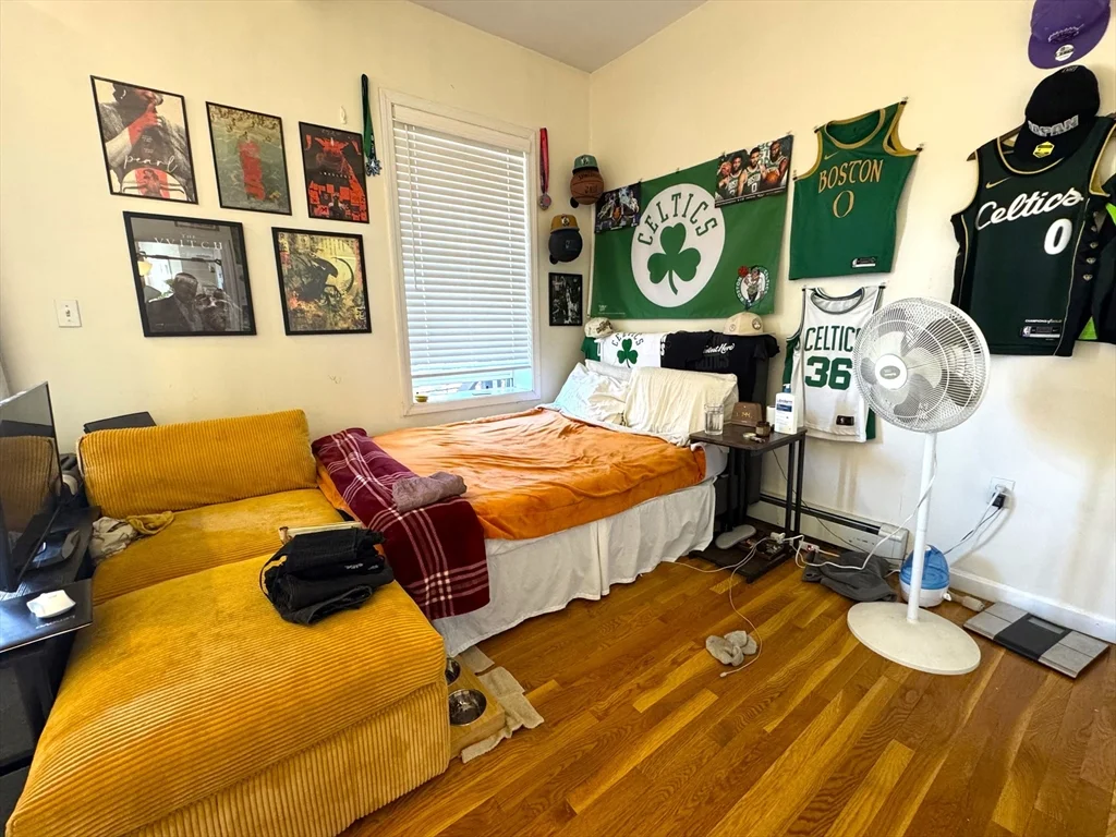 59 Fort Ave, Roxbury