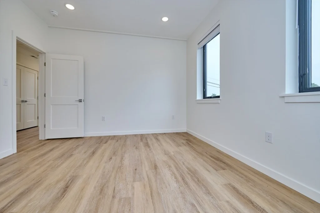 80 Broadway, East Arlington