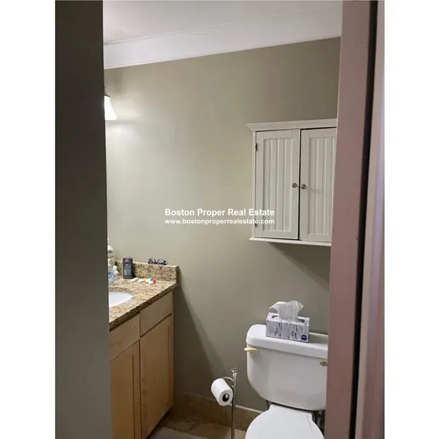 632 East Broadway, South Boston