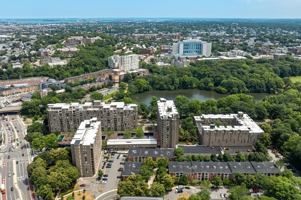44 Washington St, Brookline Village