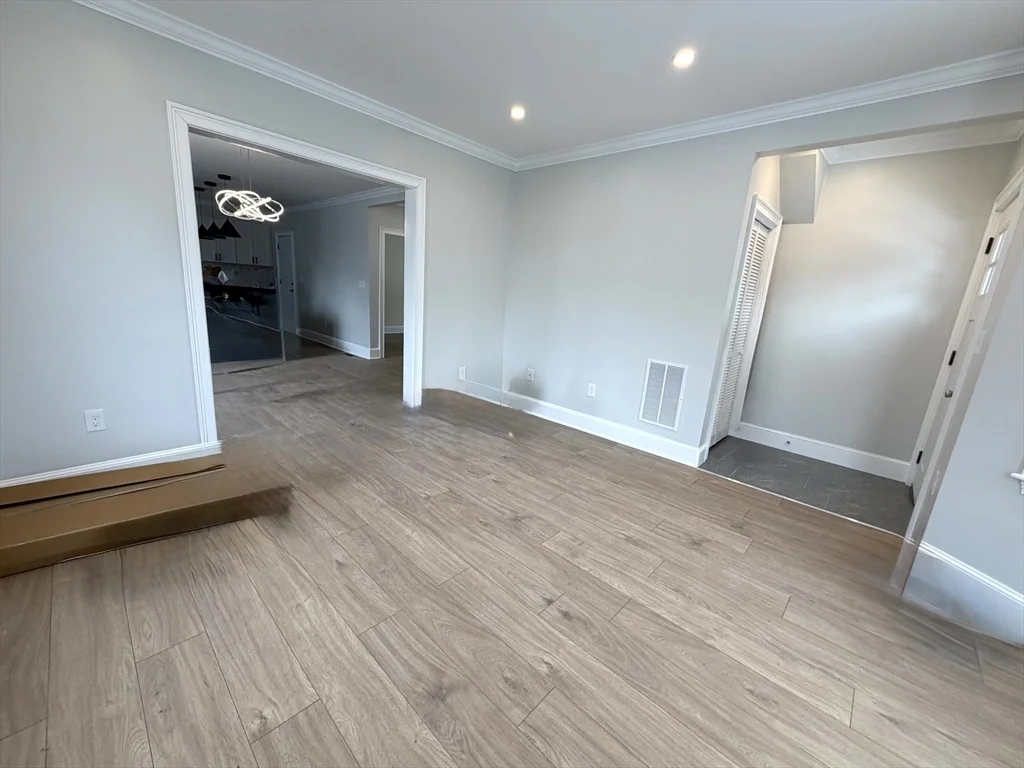 67 Jewett St, Newton