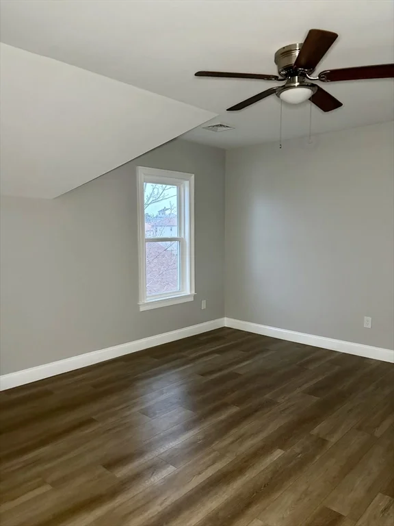 325 Snell, Fall River