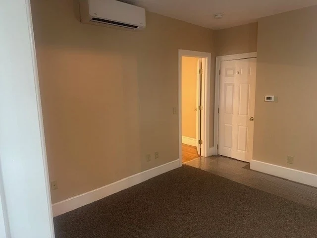 38 Reservoir, Holden