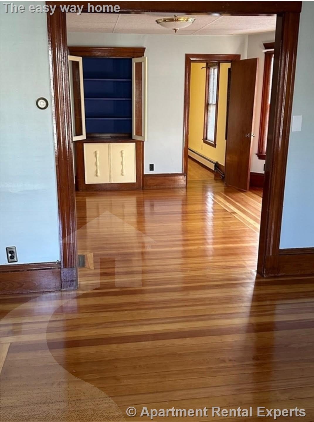 18 Holyoke Rd, Porter Square