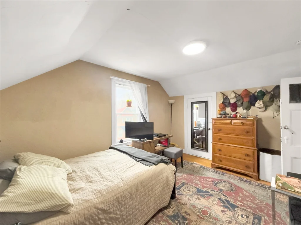 18 Egleston, Jamaica Plain