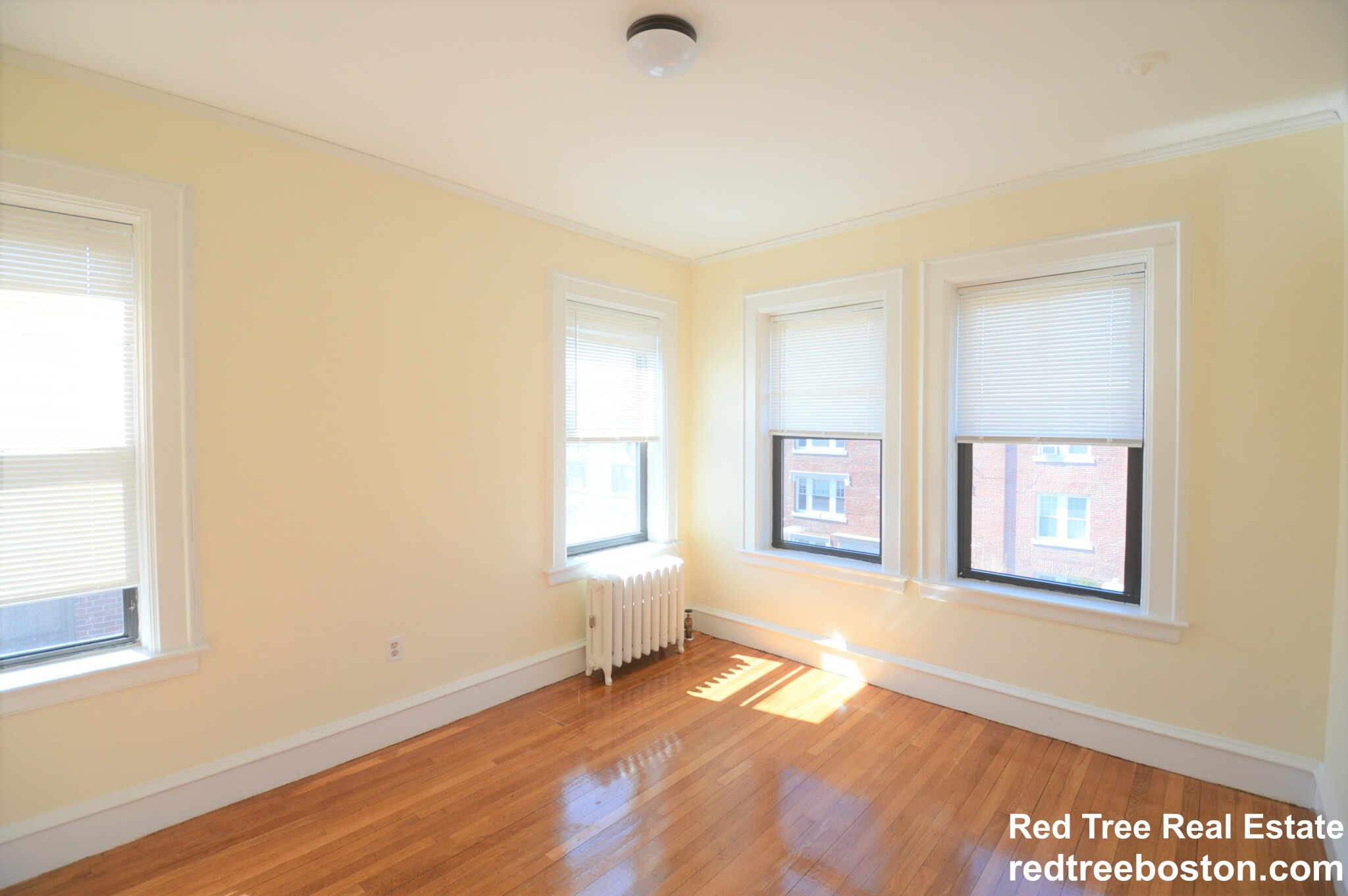 21 Park Vale Ave, Allston