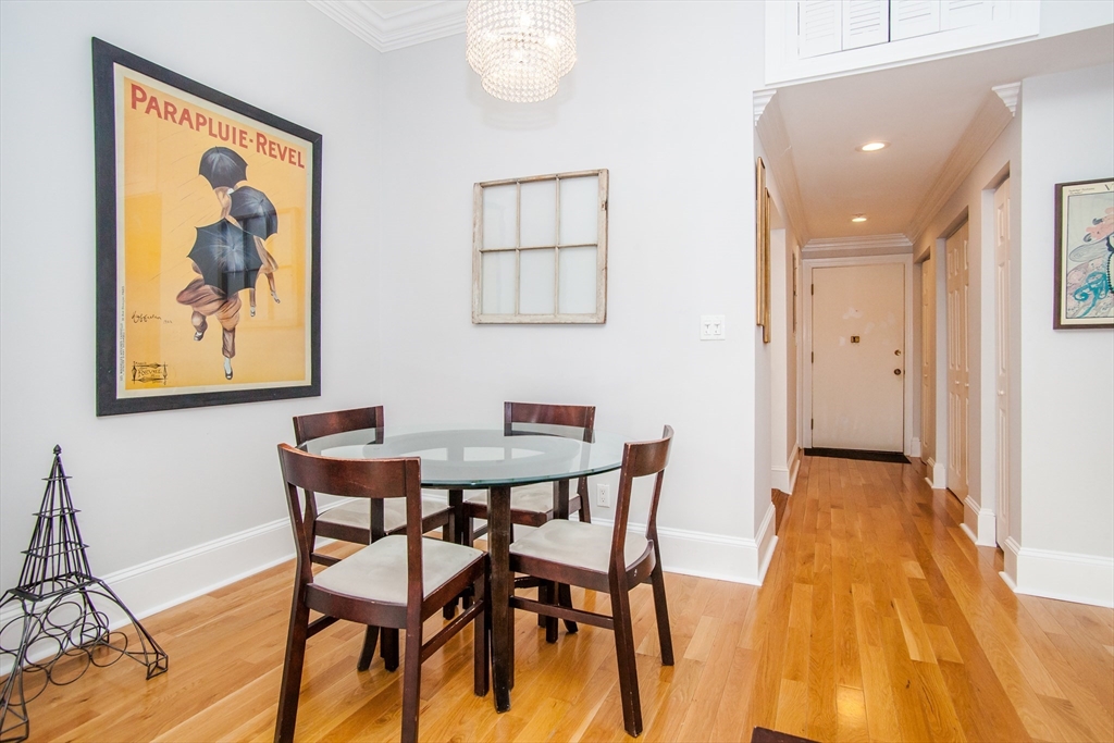 280 Commonwealth Ave, Back Bay