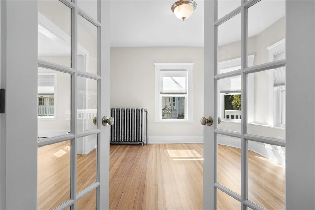 144 Waverly Rd, North Andover