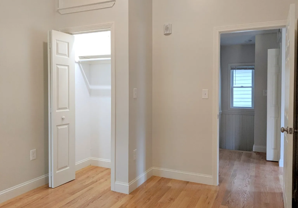 44 Cogswell Ave, North Cambridge