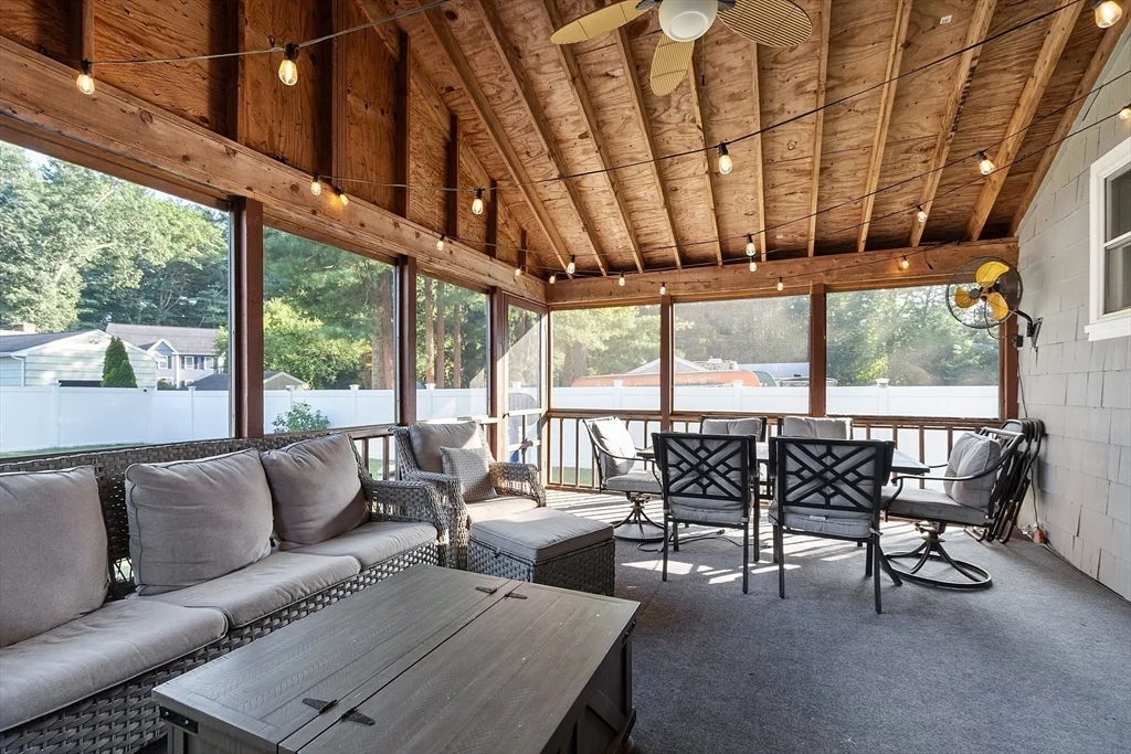 963 South St, Tewksbury