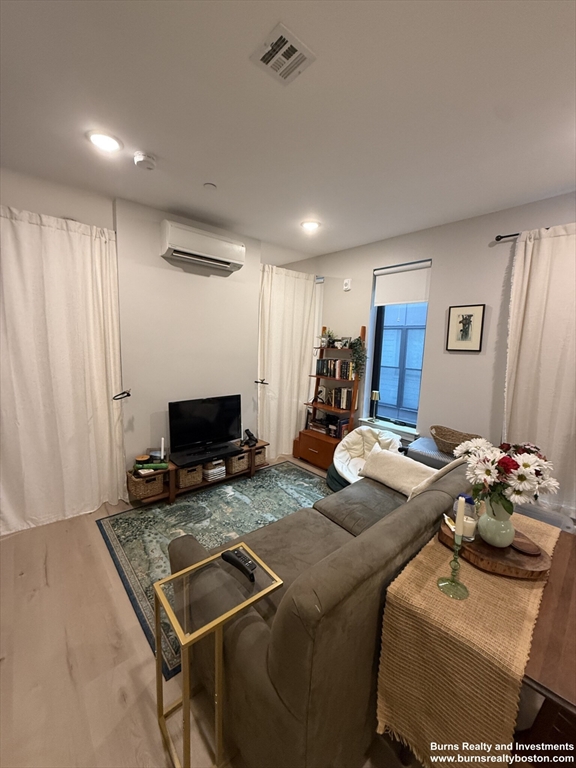 400 W Broadway, South Boston