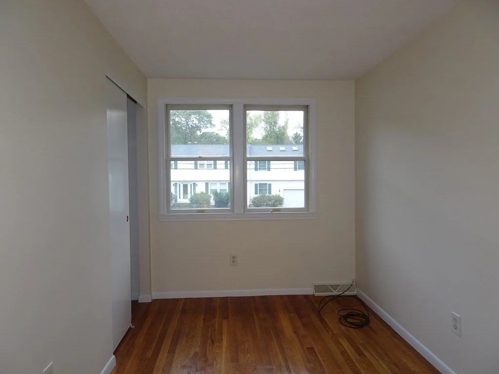 6 Pondover Rd, Billerica