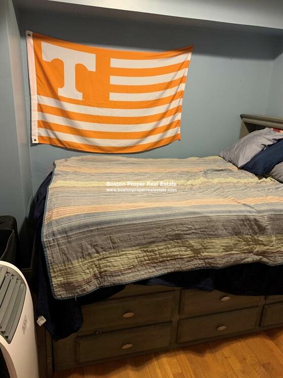 583 Beacon St, Back Bay