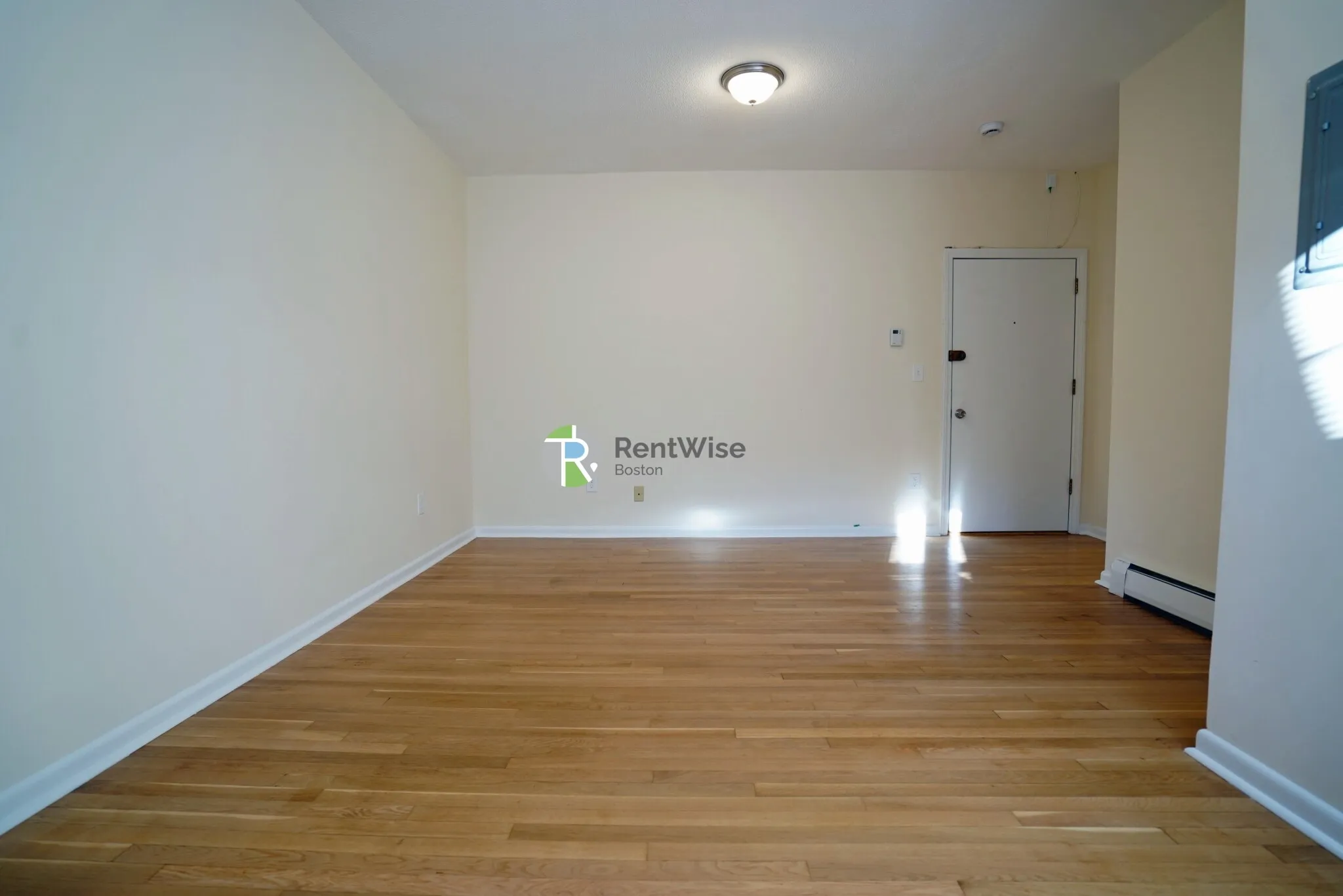 2018 Commonwealth Ave, Brighton