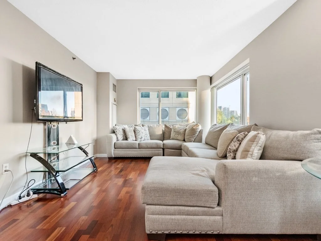 10 Museum Way, East Cambridge