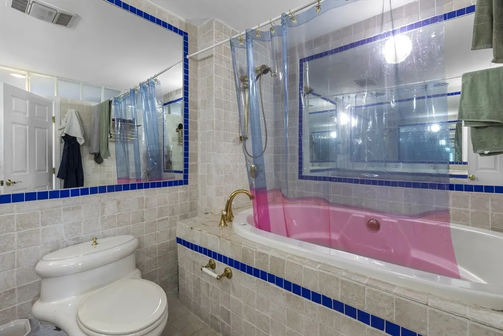 241 Perkins St, Jamaica Plain