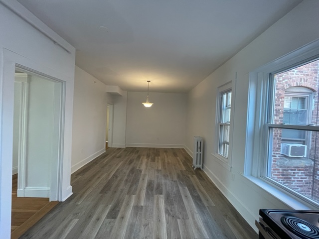 50 Englewood Ave, Brighton