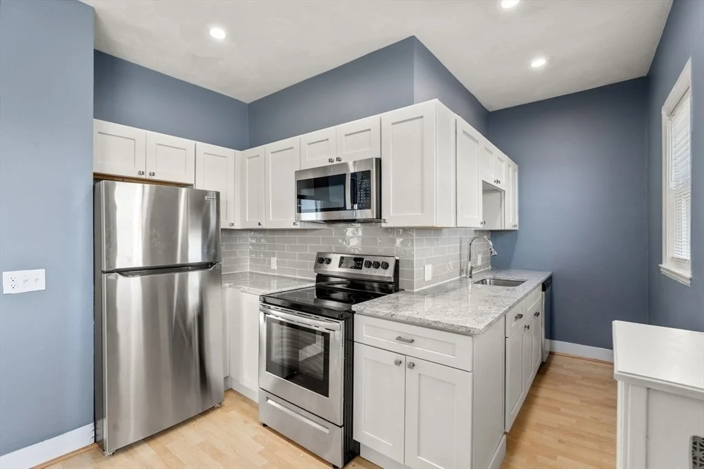 73 Grovers Ave, Winthrop