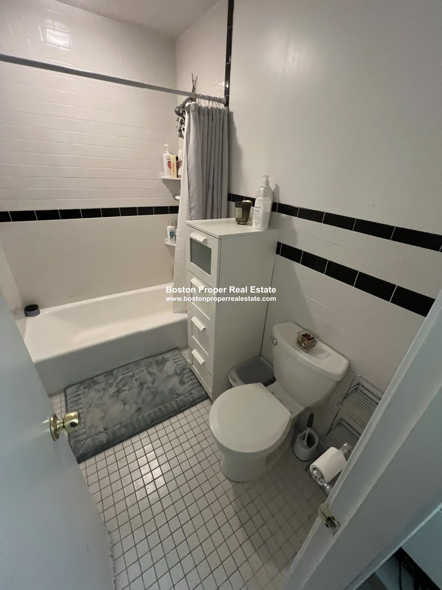 57 Westland Ave, Fenway