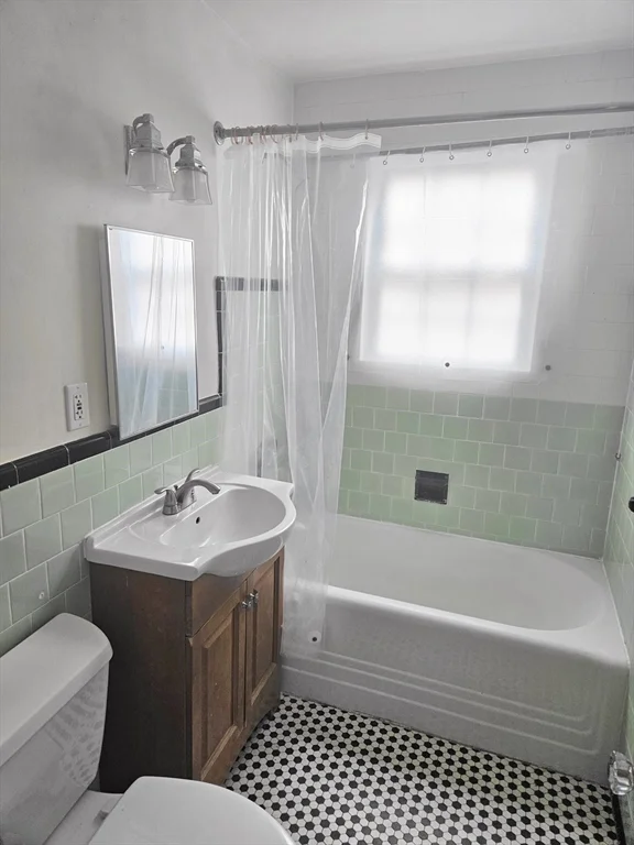 10 Hatherly Rd, Brighton