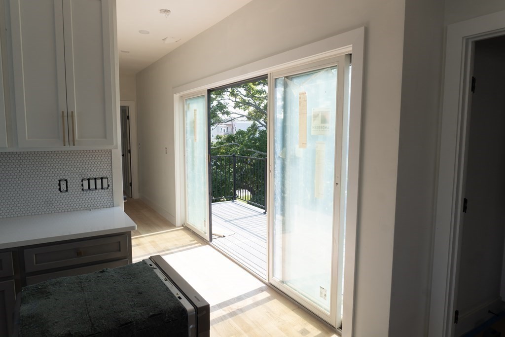 3 bed, 2.5 bath apartment for rent at 17 West Bellflower Unit 3, Dorchester — photo 7 of 9