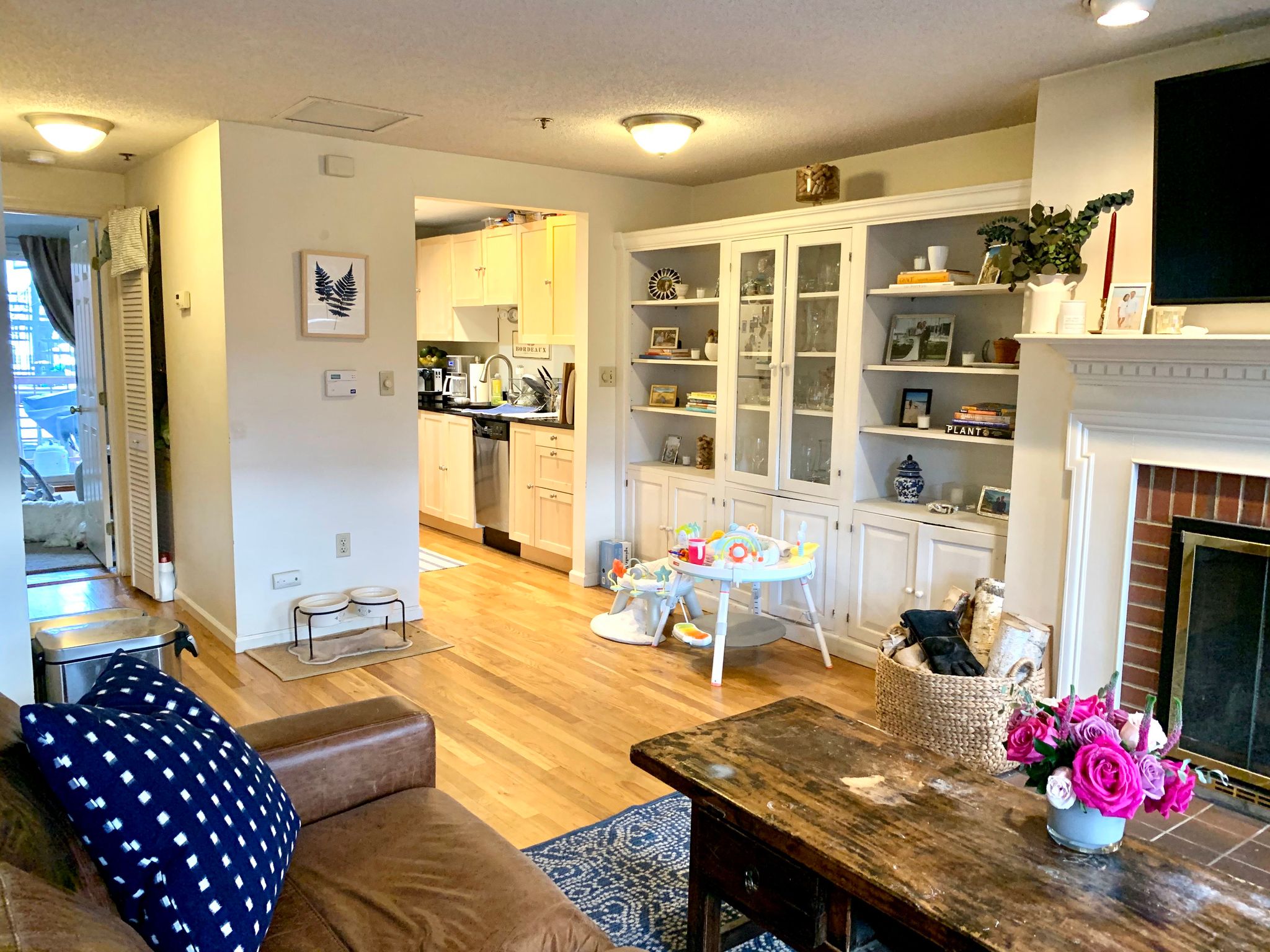 2 bed, 1.5 bath apartment for rent at 19 Main Unit 1, Charlestown — photo 2 of 17