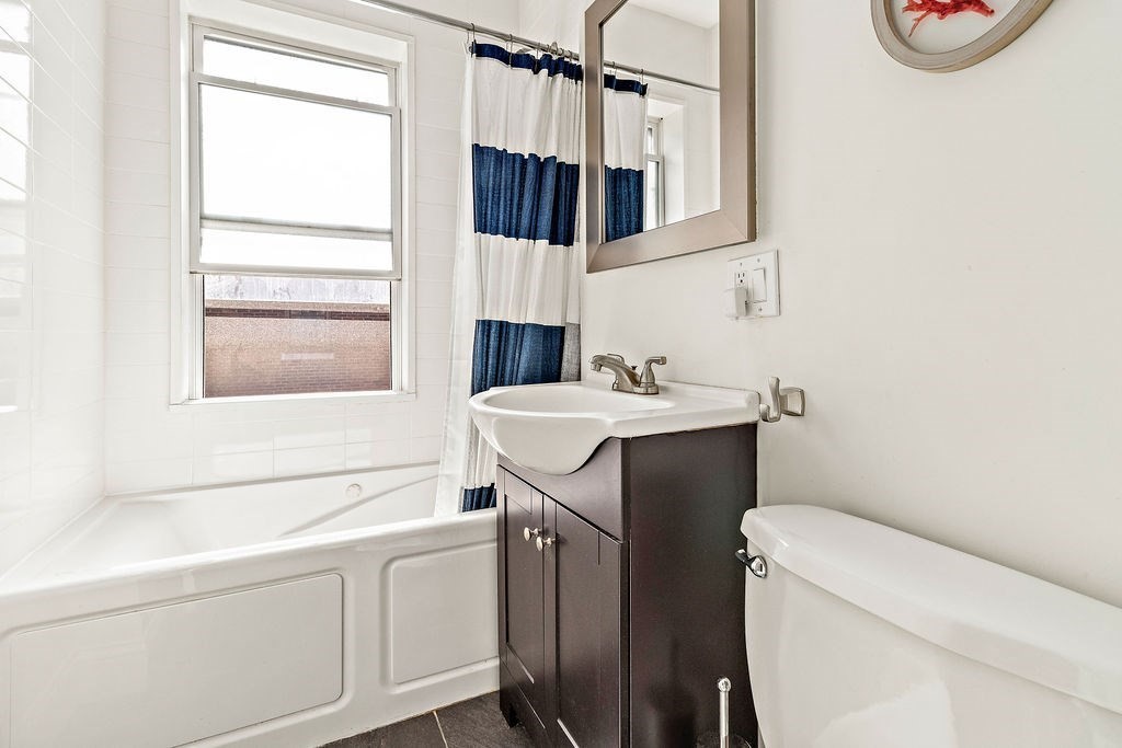 2 bed, 1 bath apartment for rent at 8 Chiswick Rd Unit 31, Brighton — photo 5 of 11