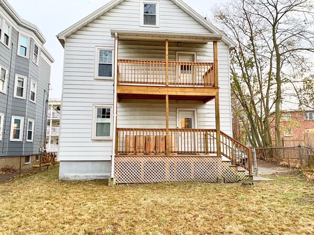 2 bed, 1 bath apartment for rent at 8 Granfield Ave Unit 1, Roslindale — photo 12 of 12