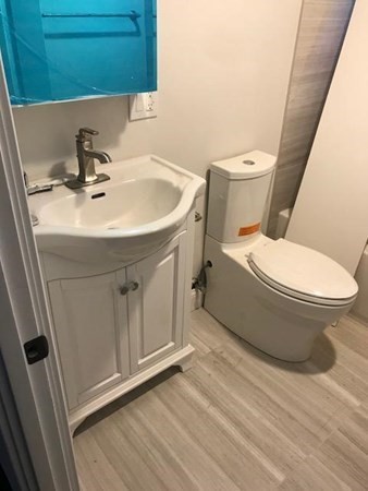 4 bed, 1 bath apartment for rent at 8 Hardwick Ter Unit 0, Brighton — photo 3 of 3