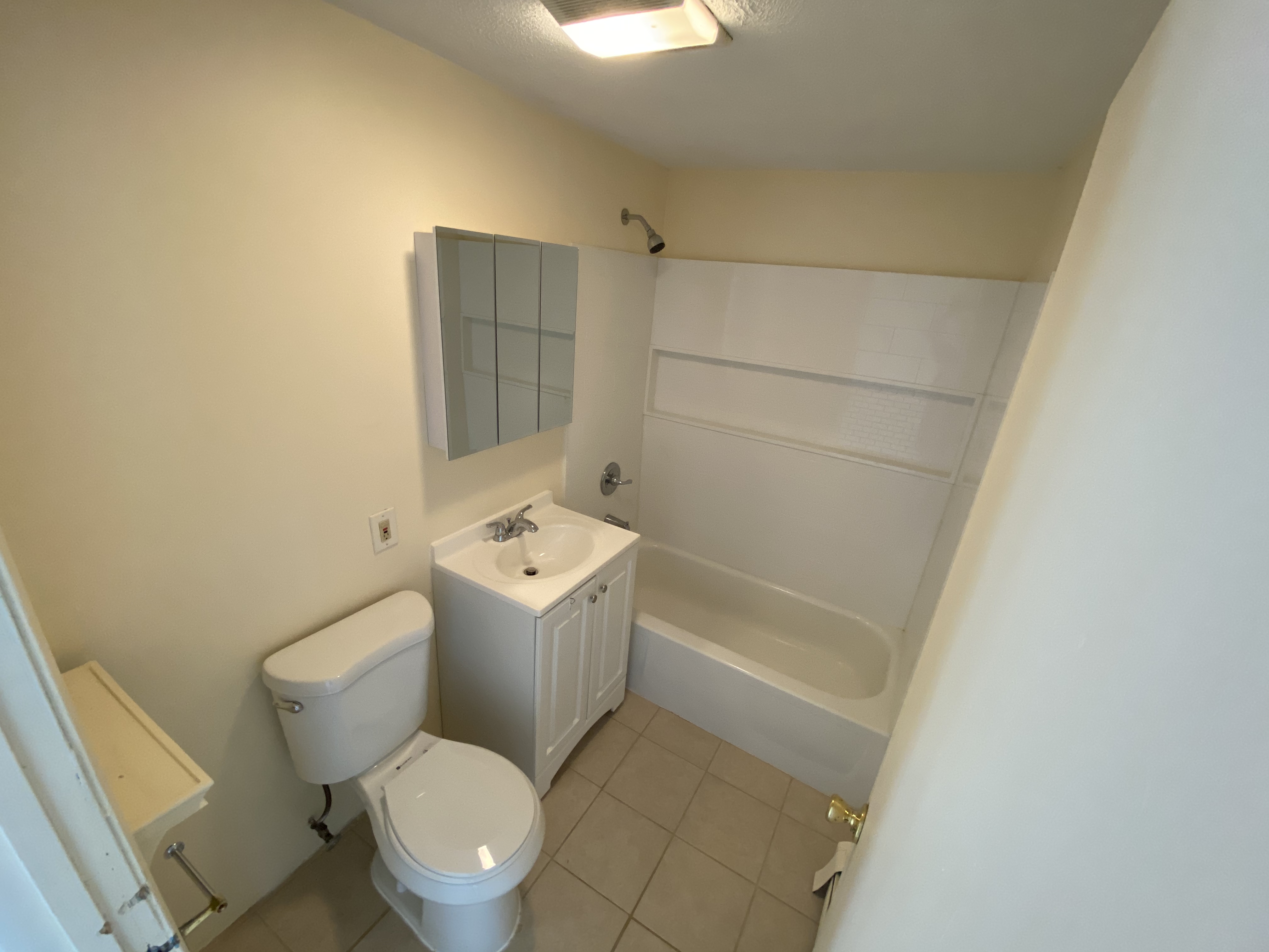 2 bed, 1 bath apartment for rent at 477 Sumner St Unit 4, East Boston — photo 9 of 12